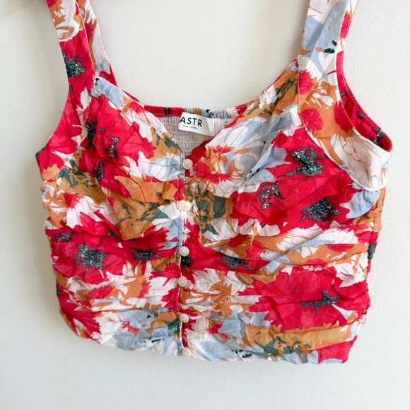 New! ASTR • Ruched Bustier Crop Top in Red Multi Floral - Picture 3 of 9